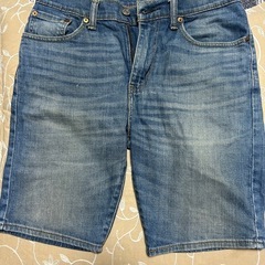 リーバイスハーフパンツ