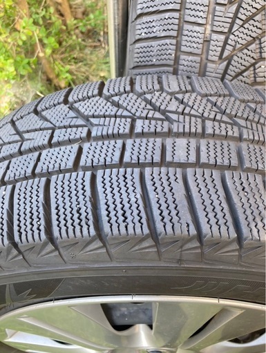 セレナ純正ホイール スタッドレスタイヤ