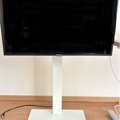 テレビスタンド　白