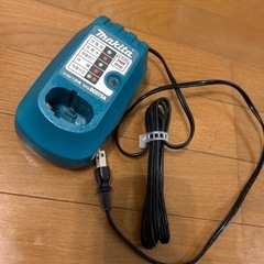 【値下げしました】makita 掃除機の画像