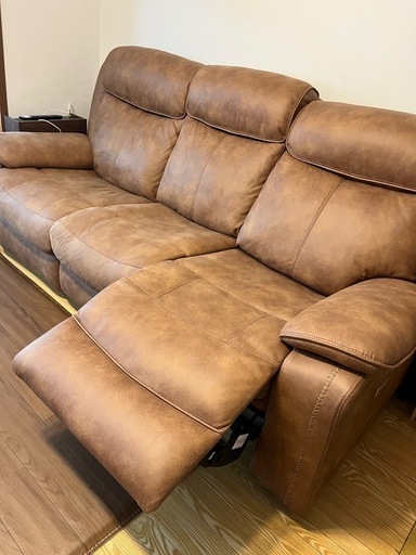 美品★３人掛けソファ　電動リクライニングつき