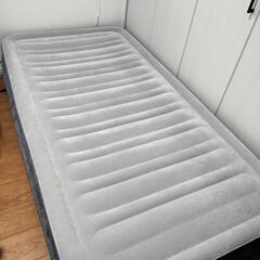 【取引中】INTEX  エアーベッド　シングルの画像