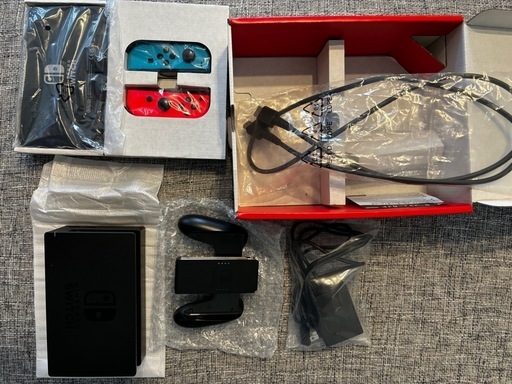 ［購入者様が決まったため受付終了］⭐︎美品⭐︎Nintendo switch⭐︎使用期間1週間！保証有！ビックカメラで購入⭐︎