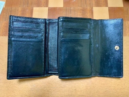 【希少がま口?】【Bottega Veneta】【 ボッテガ・ヴェネタ イントレチャート メンズ 羊革 三つ折りウォレット財布】【使用