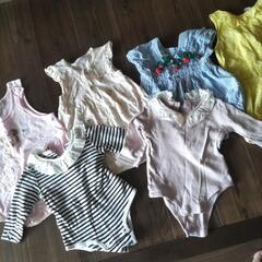 取引中サイズ70〜80女の子ロンパース