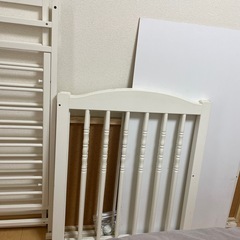 ベビーベッド