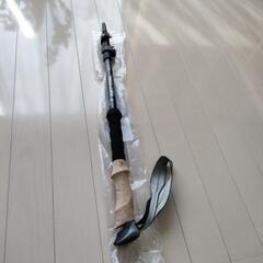 新品未使用の軽量伸縮トレッキングボールなのですが…難アリ