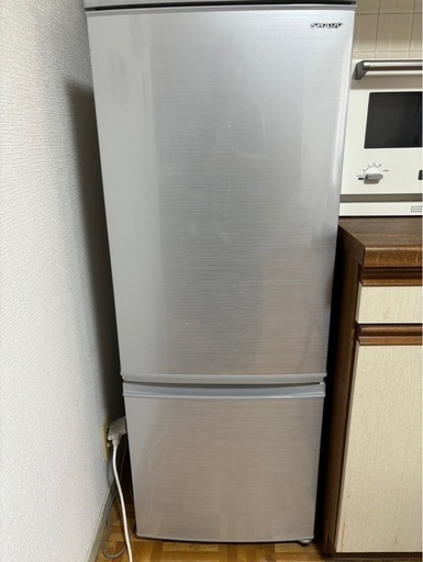 冷蔵庫　SHARP SJ-D17F-S