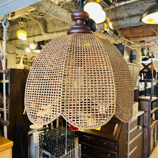 《売約済》【武蔵小山店】  ラタン　ランプ　シーリングライト　ペンダントライト　モダン　ライト　天井照明　籐家具　レトロ　ビンテージ　アンティーク　ジャパン　ジャパンビンテージ　vintage antique lamp light pendant modern