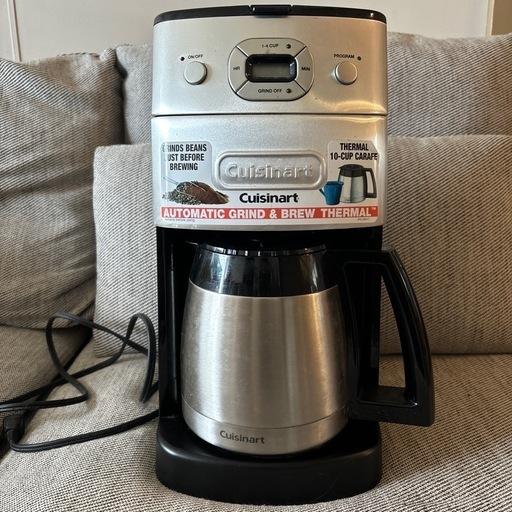 CUISINART 10cupミル付きコーヒーメーカー