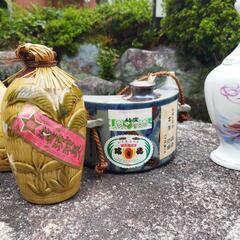お酒の入れ物の画像