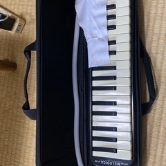 鍵盤ハーモニカ　melodica f32