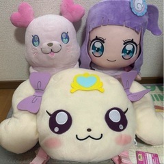 プリキュアぬいぐるみとリュックの画像