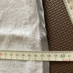 白のブランケットの画像