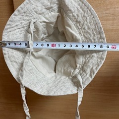 H&M ベビー帽子　50〜60の画像