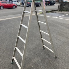 脚立　　リサイクルショップ宮崎屋　佐土原店　24.9.21F