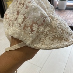 ベビー帽子　レース　小花