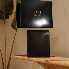 DAKS LONDON