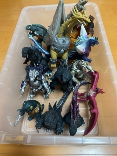 ①ゴジラ　ガメラ　バンダイ製ソフビ14体