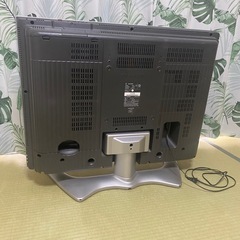 シャープ液晶テレビ　AQUOS 32インチの画像