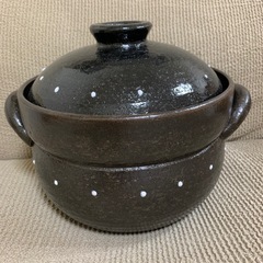 【お取引中 】
美品！ドット柄が可愛い炊飯土鍋！