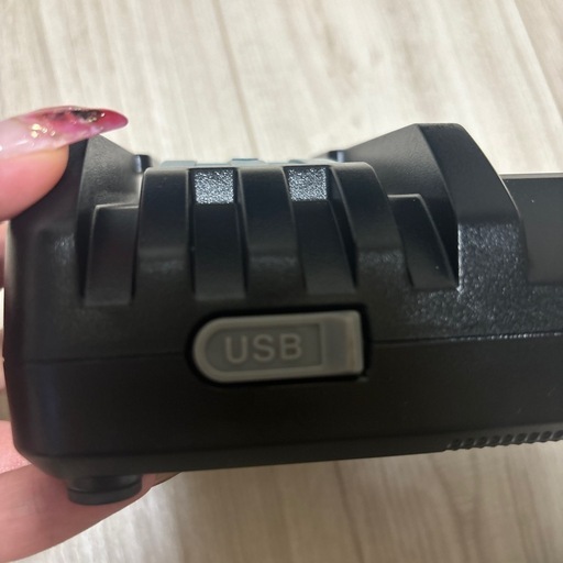 マキタ純正 (Makita)急速 充電器 DC18RF 【14.4V-18V用】USB端子搭載