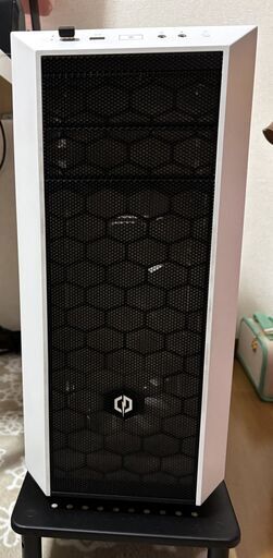 ゲーミングデスクトップパソコン