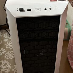 ゲーミングデスクトップパソコンの画像
