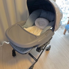 Combi スウィングベッド&チェア　替えカバー付き
