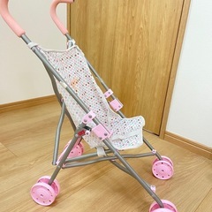 おもちゃのベビーカー