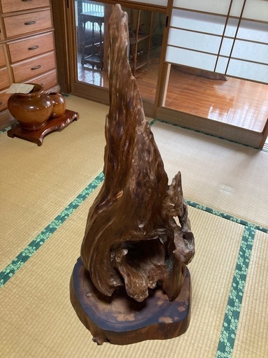 ②屋久杉　置物　オブジェ