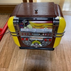 WINTECH ジュークボックス型　CDラジカセ　ジャンク