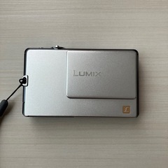 LUMIX DMC-FP1 コンデジ