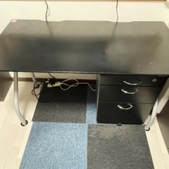 勉強机（パソコン机）譲りますの画像