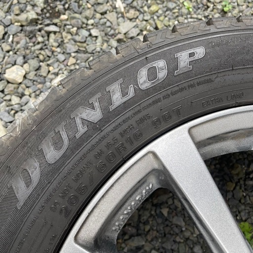 バリ山 スタッドレス 社外アルミホイール プリウスα外し 205/60/R16  PCD114