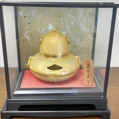 再値下げ　黄金茶釜　置物ガラスケース入り
