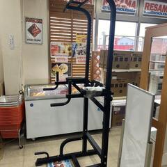 ★792　トレーニング器具販売しています！　懸垂マシン『取説あり』リサイクルマート鹿児島宇宿店の画像