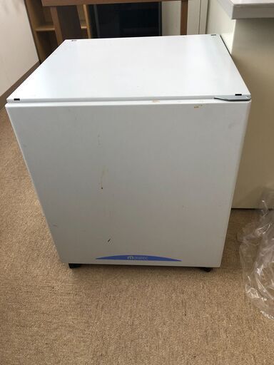 受付本日まで！早急！スチールキャビネット（小）