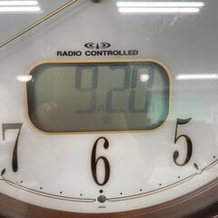 【CITIZEN】 シチズン 掛時計 壁掛け時計 カレンダー付 4FY606-0 J0385YGの画像