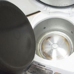 象印 マイコン炊飯ジャー NL- DA18 WA ホワイト 1升 炊飯器 黒厚釜　2020年製の画像