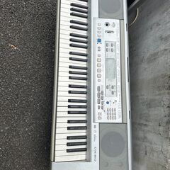 CASIO電子ピアノ　稼働確認済　でもコードありません