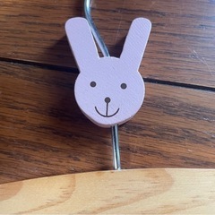 子供用ハンガー4本の画像