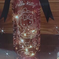 値下げ、ハローキティ　プレミアム、イルミネーションボトル(ガラス瓶)の画像