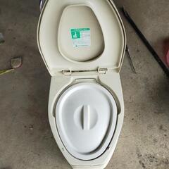 ポータブルトイレの画像