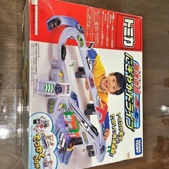 トミカ　高速道路にぎやかドライブ