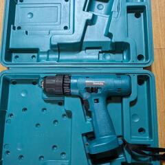 マキタ充電式ドライバドリル　12V
