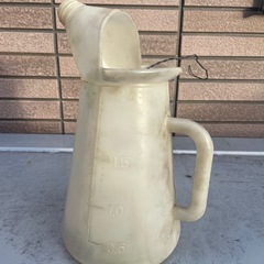 オイルジョッキ2L 差し上げます