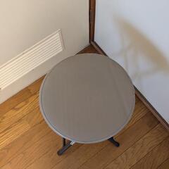 【無料で差し上げます】折りたたみスツールの画像