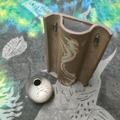 陶器 壁掛け可能な花瓶と丸壺一輪挿しセット