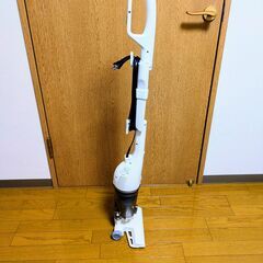 スティック型サイクロン式掃除機 amadana AT-TC11-W ホワイトの画像